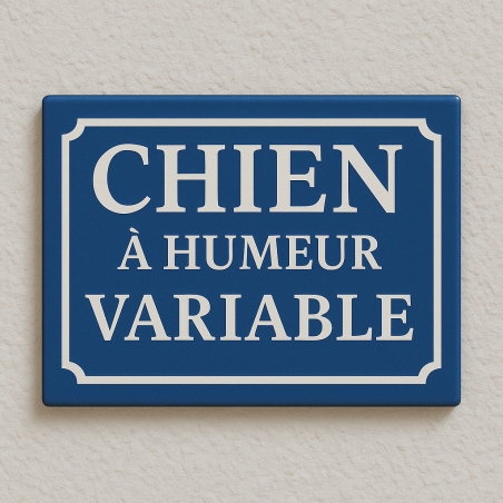 Signaler la présence d'un toutou de façon humoristique - Plaque chien