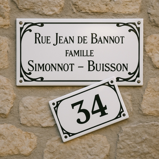 Pack Numéro de rue décoré + plaque de rue - Aspect ancien & vintage Pack Numéro de rue décoré + plaque de rue - Aspect ancien & vintage