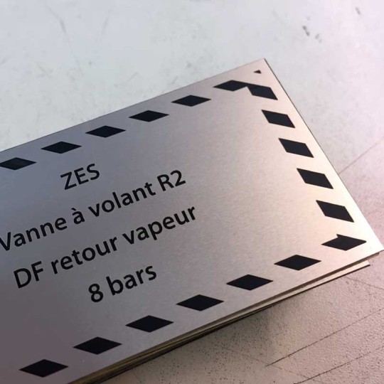 Plaque identification alu Plaque identification alu